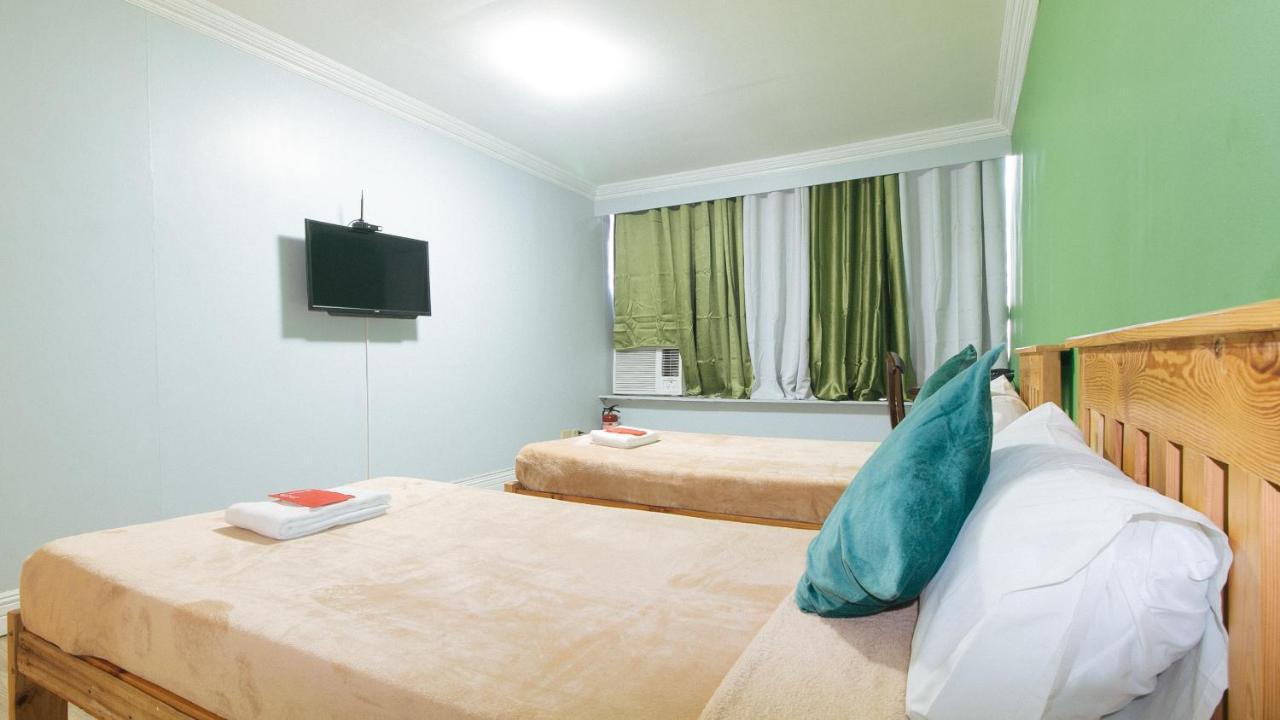 Reddoorz @ Manila Airport Hotel Paranaque City Exterior photo